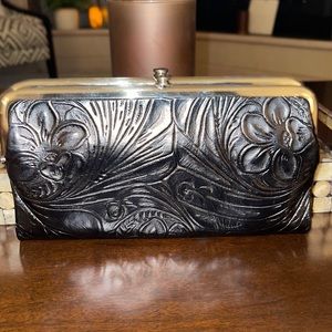 Brand New With Tags Large HOBO Lauren Black Clutch